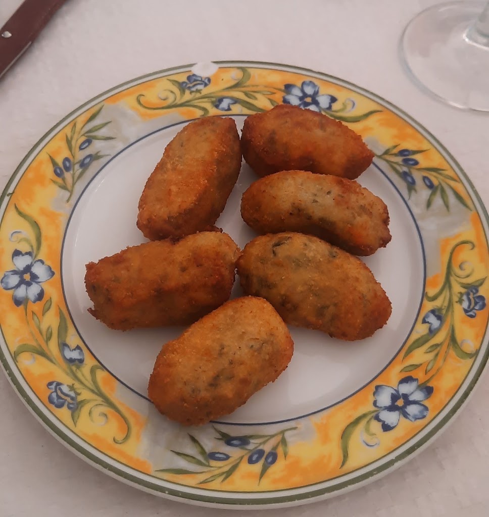 Restaurante Salvori — Comida y bebida