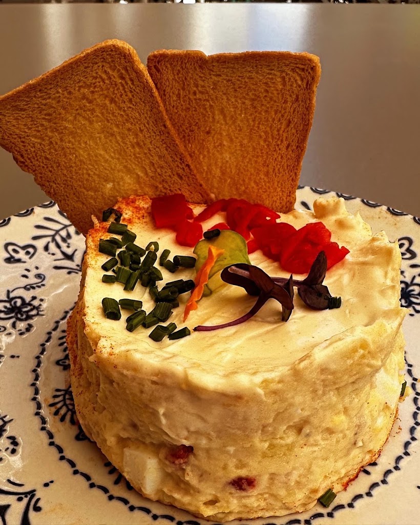 El Rengue Coin — Comida y bebida