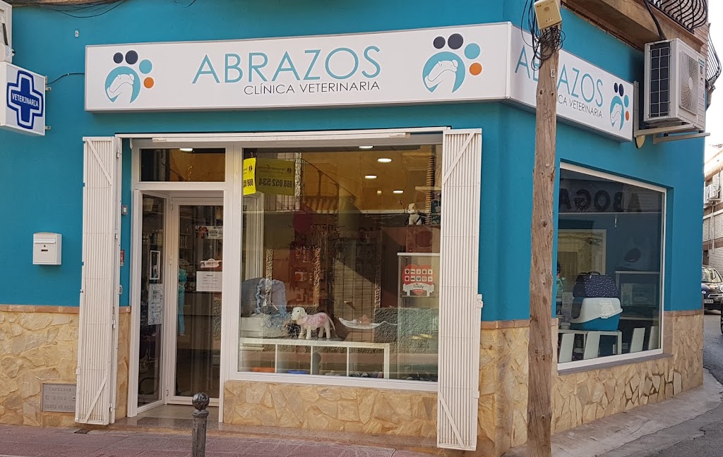 Clinica Veterinaria Abrazos - La Nora