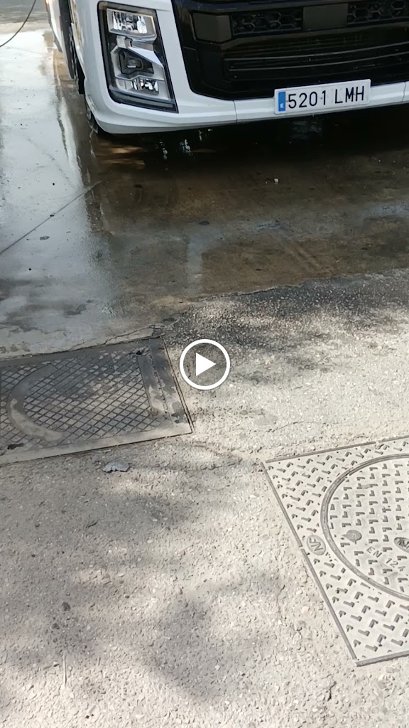 Estacion de servicio Cepsa — Videos