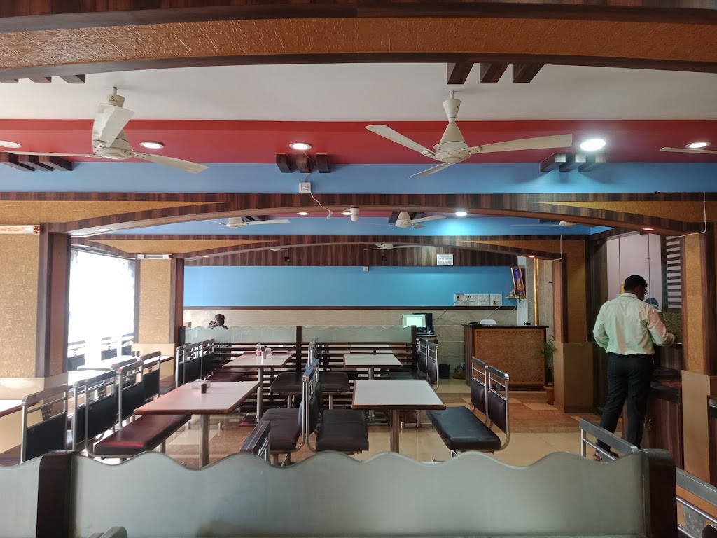 Radha Krishna Veg Restaur Pare East Opp Adarsh Petrol Pumpant