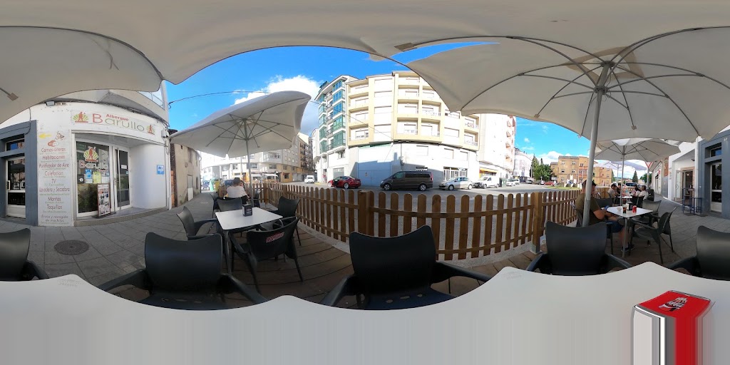 Bar Barullo Taperia — Ambiente