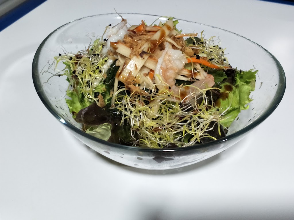 Restaurante Lliria Cocina Asiatica — Comida y bebida