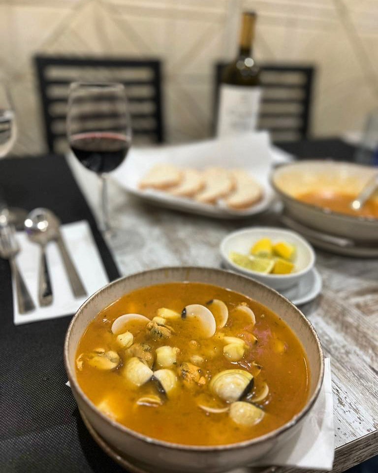 ZONA SANSE GASTROBAR — Del propietario