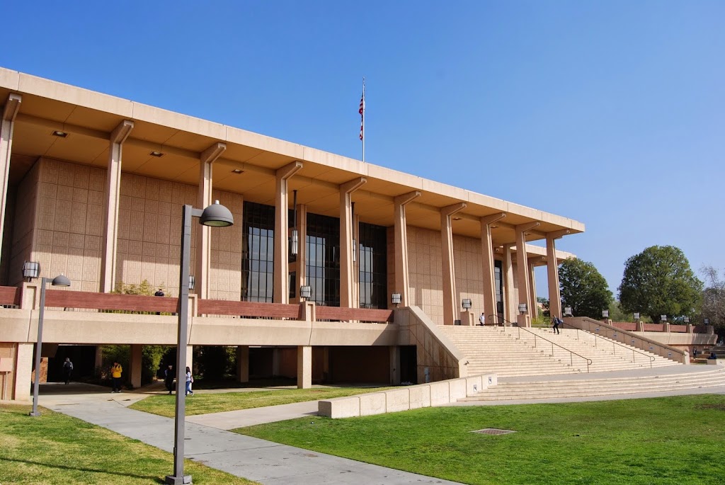 Photo of CSUN University Library