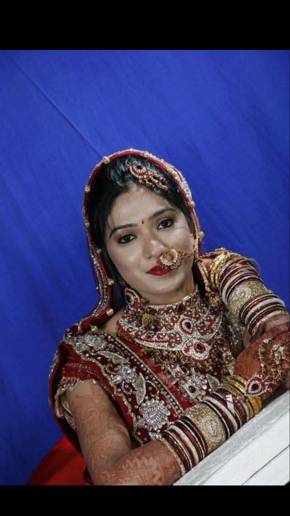 Archana Beauty Parlour