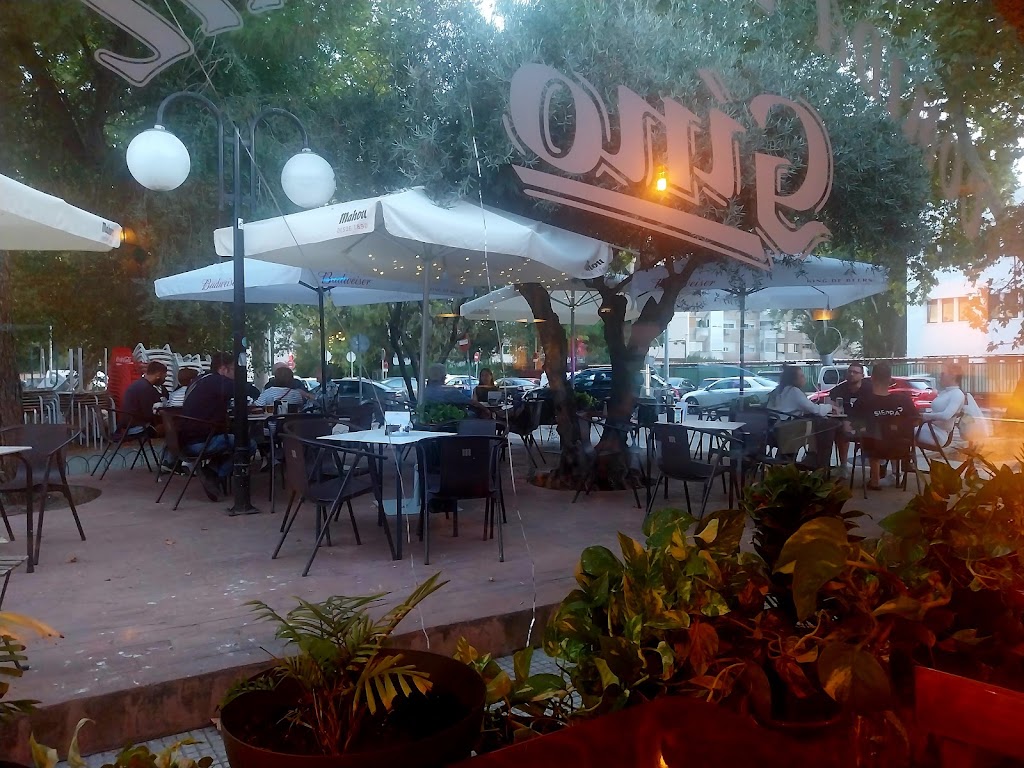 Cafe Bar Teteria Gino — Ambiente