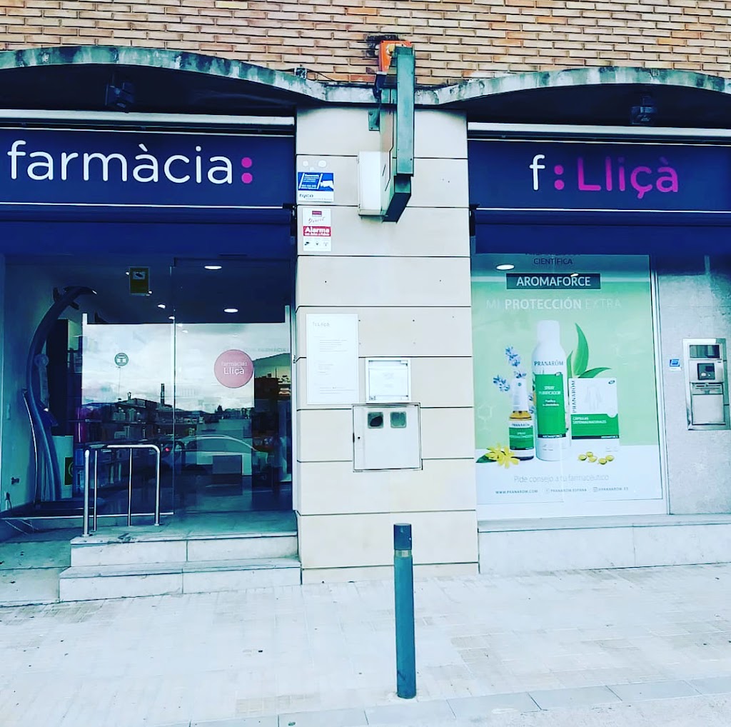 Farmacia Llica