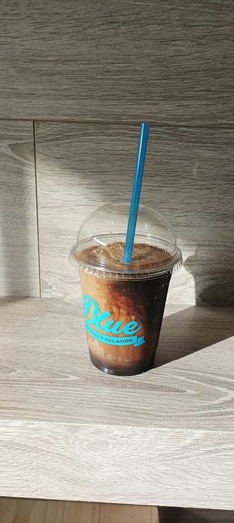 Heladeria Veggie Blue — Comida y bebida