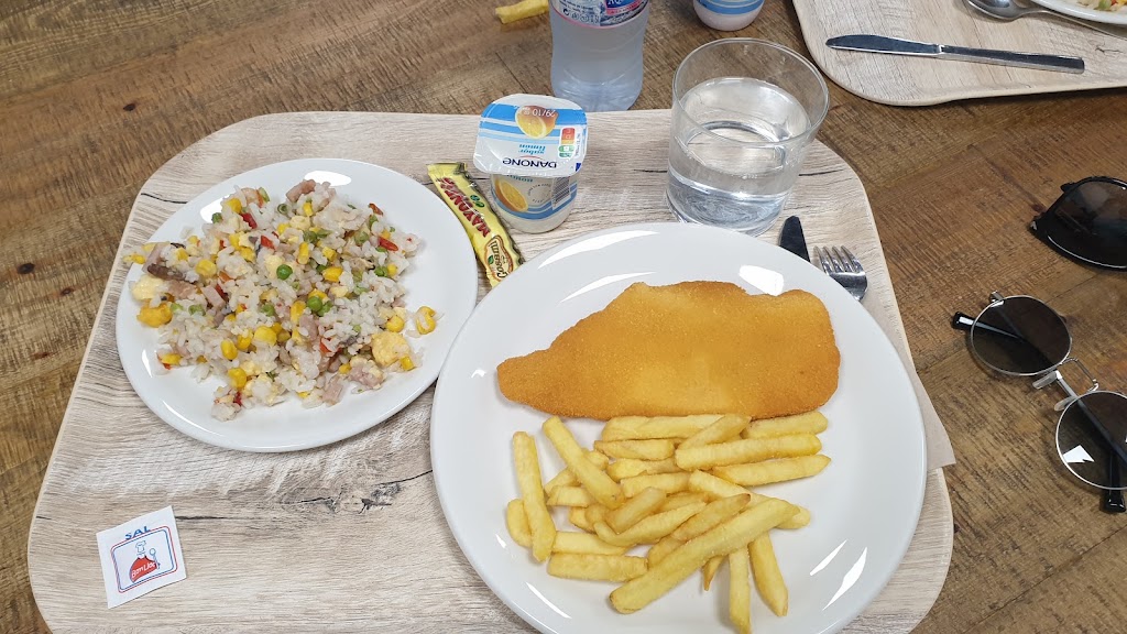 Cafeteria Florida. — Comida y bebida
