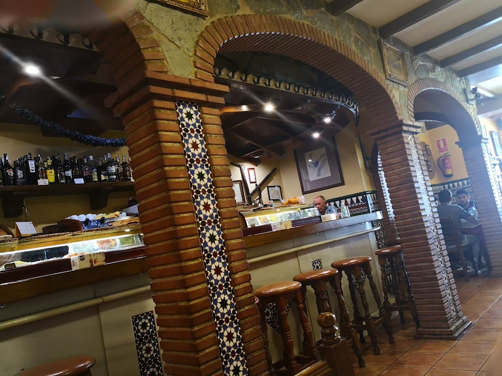 Restaurante Bodegon Casa Antonio — Ambiente