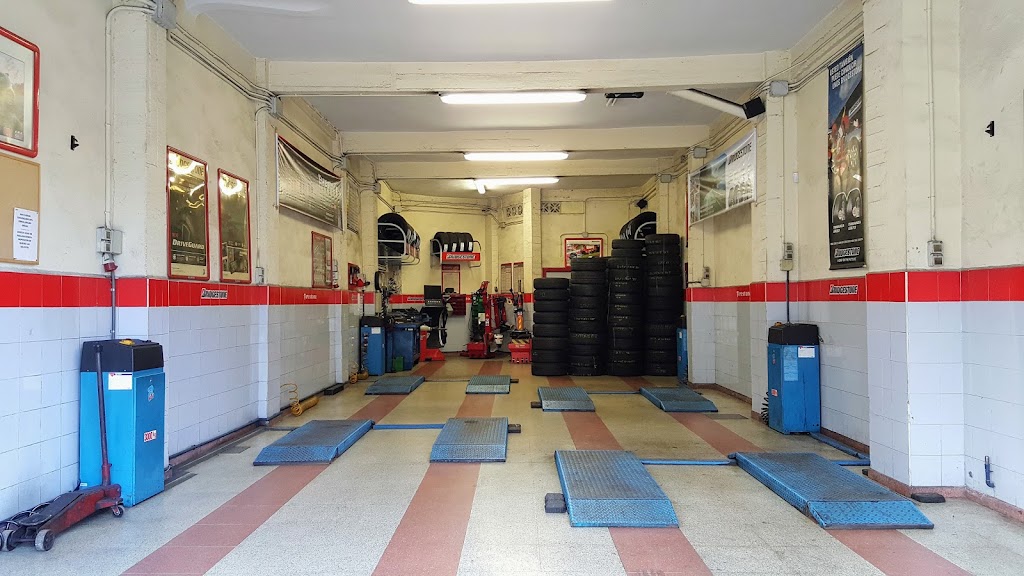 TALLERES ITV-2000 — Interior