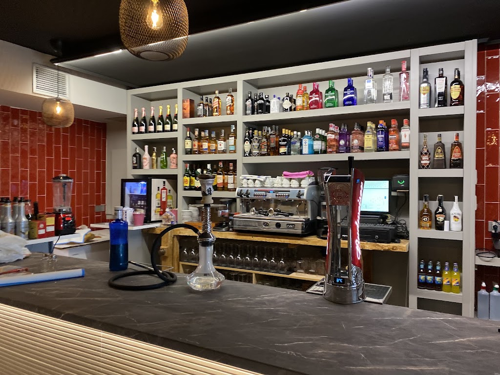 Grandma Club Hookahs