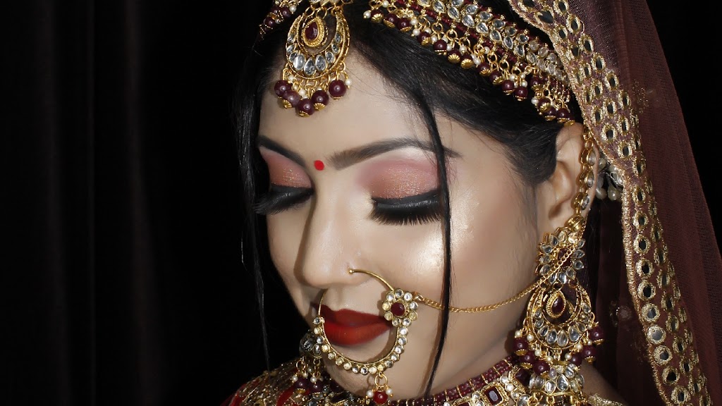 Best Beauty Parlour In Chhibramau Mahi Makeovers And Hair Salon