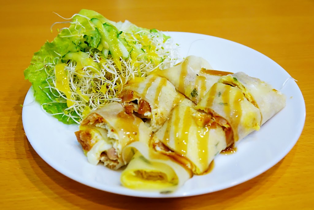 錿樂咖啡&三明治HALA coffee & sandwich內有貓咪會騷擾用餐，目前提供外帶服務，需提前通知，可加入line 的照片