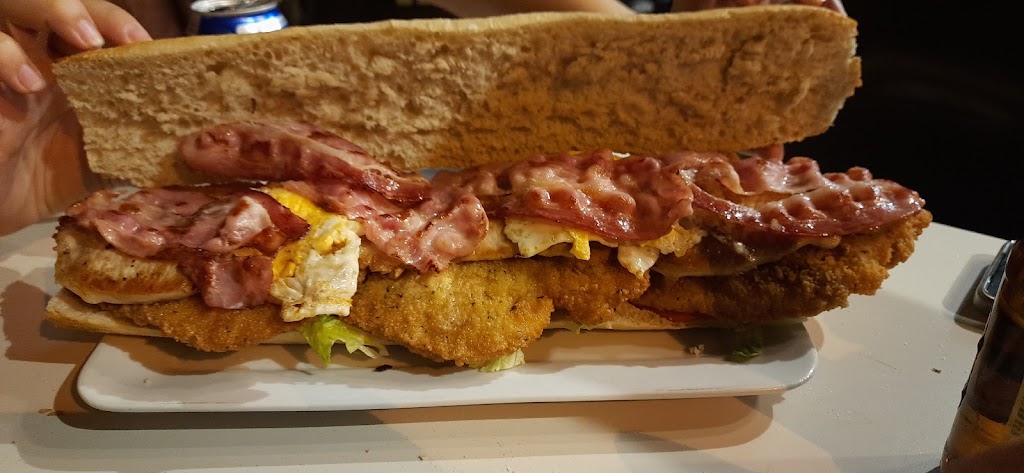 El Bar De Mi Papa — Sandwich de pollo