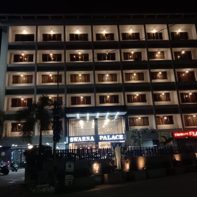 Hotel Swarna Palace