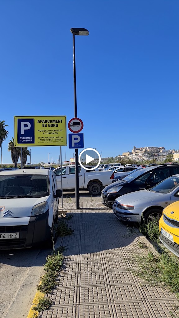 Parking es Gorg — Estacionamiento