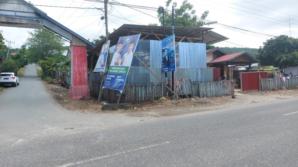 Bengkel Dico AUTO MAKAZSAR SPECIALIZED repair & paint.