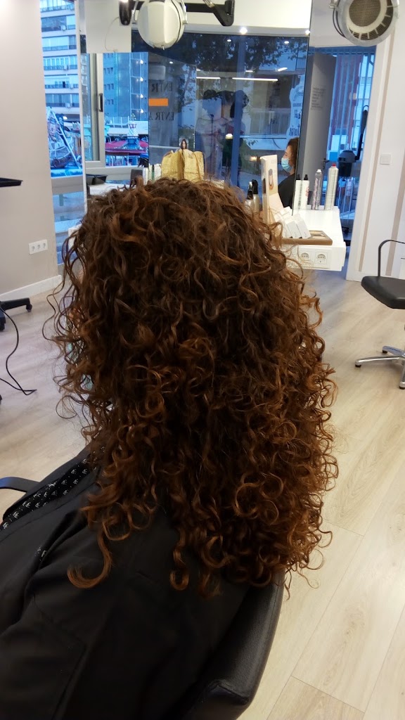 Peluqueria y estetica Femina — Peinado