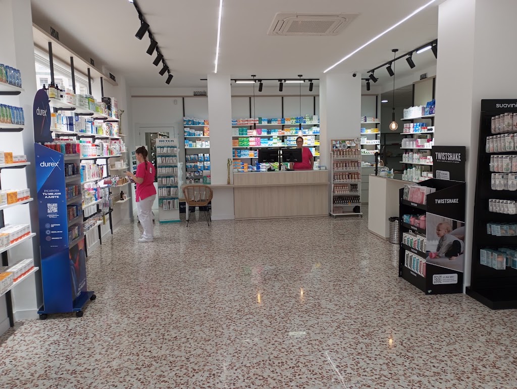 Farmacia Cantallops — Del propietario