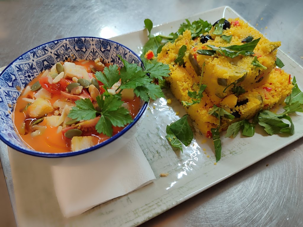 Bar y Cafeteria Terra — Comida y bebida