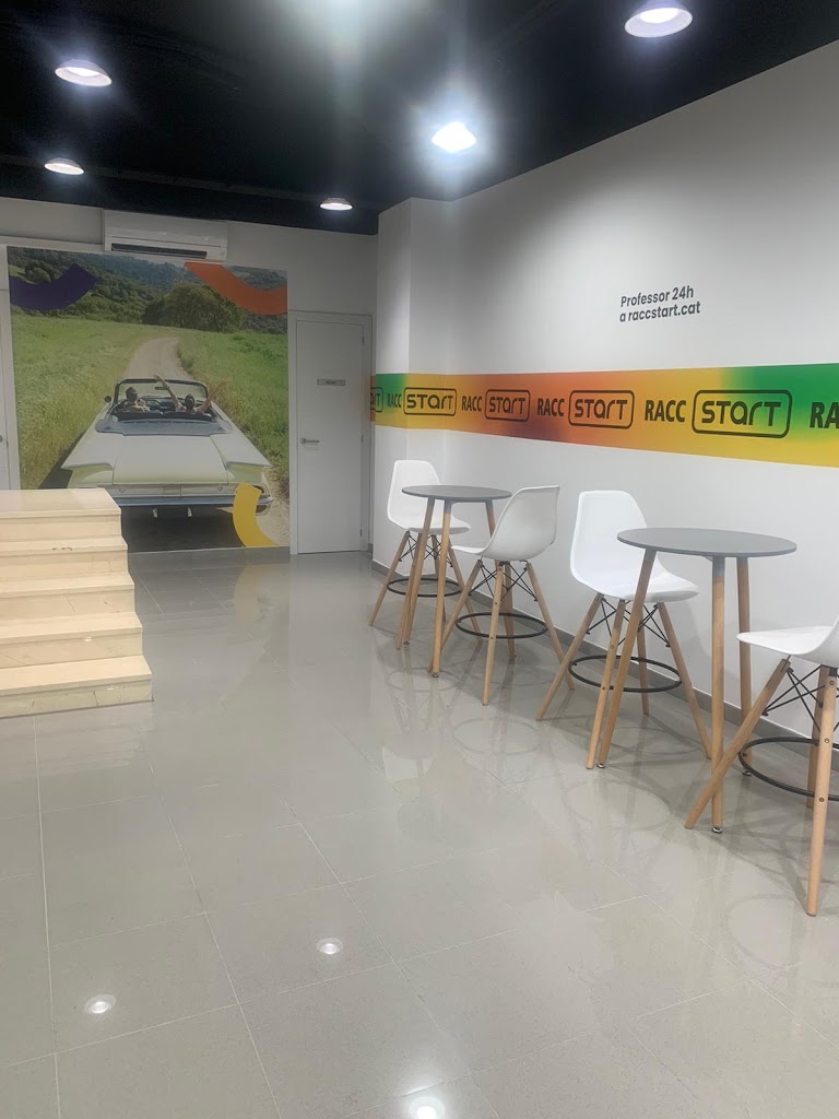 RACC Autoescola Sant Cugat del Valles — Automovil