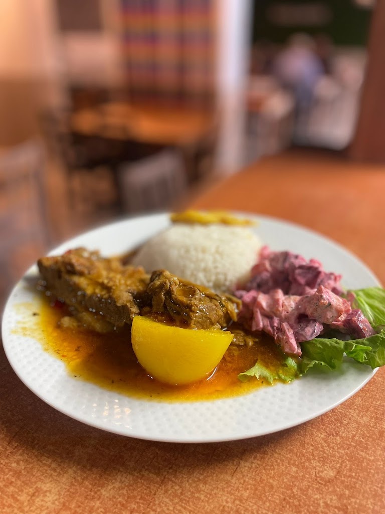 VAKANOS — Comida y bebida