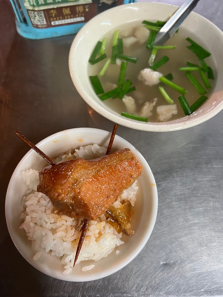 阿本爌肉飯 的照片