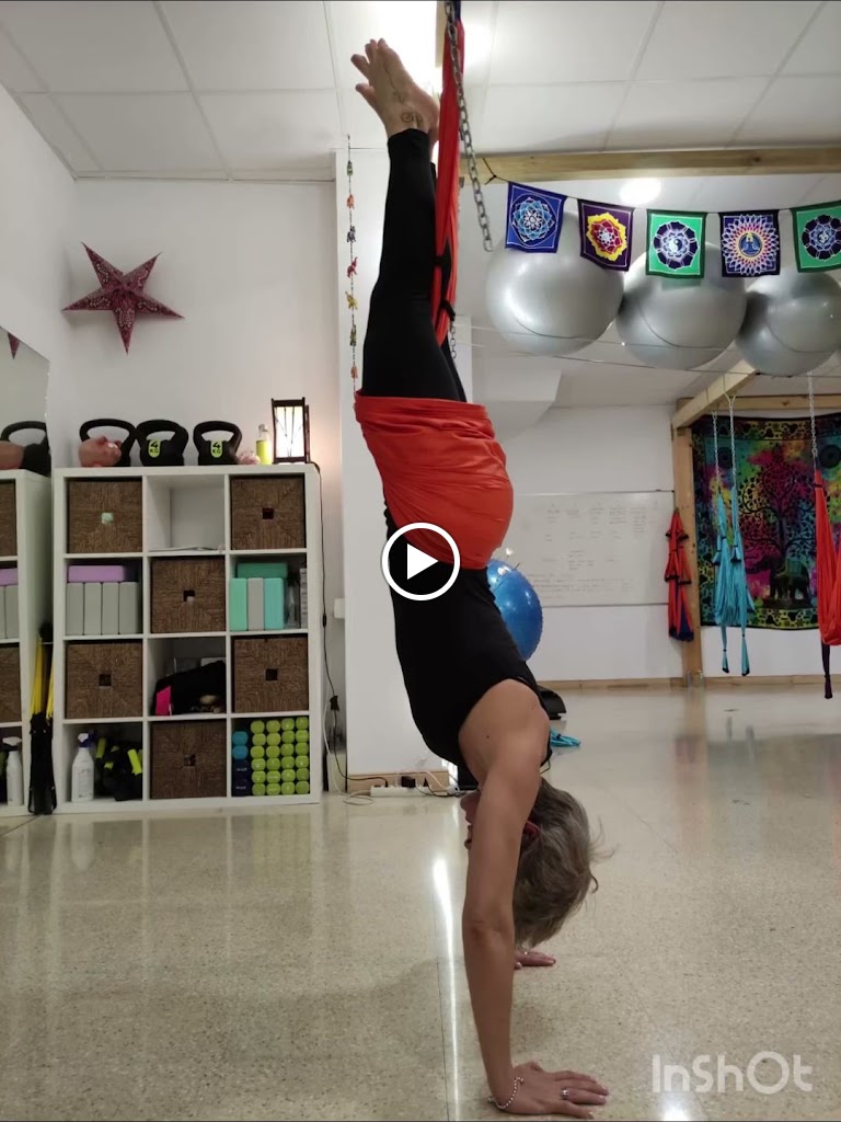 Inma Yago Juan - Pilates Aereo en Yecla — Videos