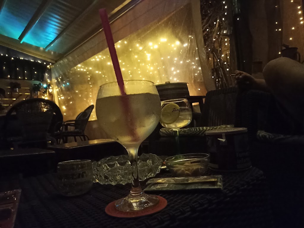 Sol De Nit — Comida y bebida