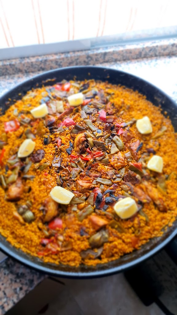 Bar 1001 — Paella