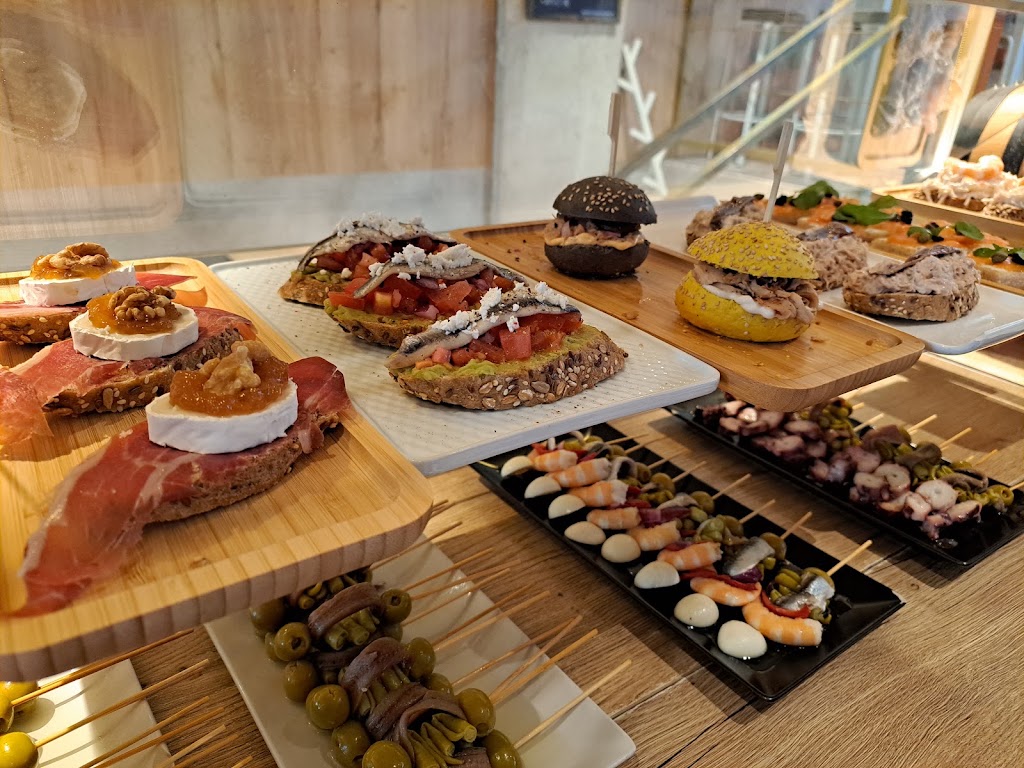 La Escabechina — Comida y bebida