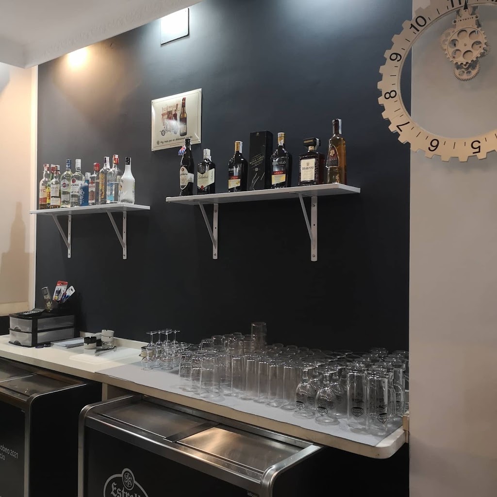 Cafeteria El Gustazo — Del propietario