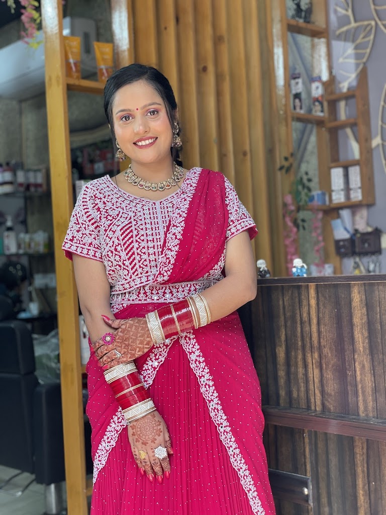 Hair Cafe Ladies Salon Academy