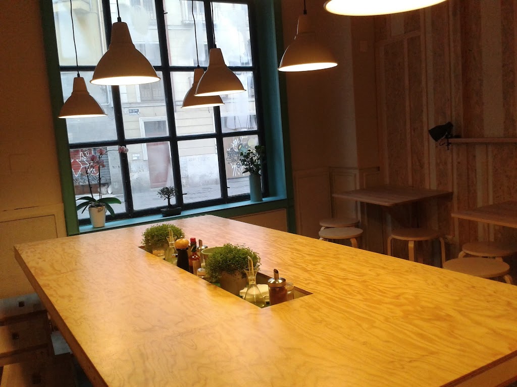 Matilda (salon de estar, comer y beber)