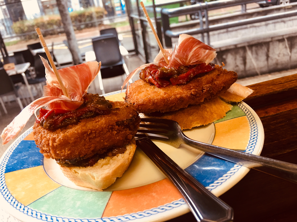 Basoa Cafe Bar — Del propietario