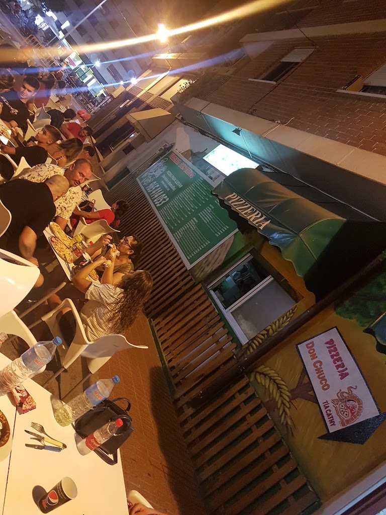 Pizzeria Don Chuco — Ambiente