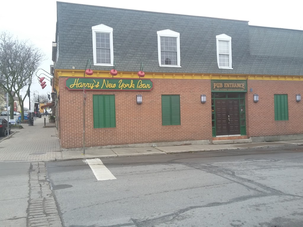 Harry's New York Bar in Thorold