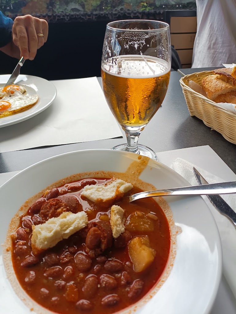 Restaurante Valenar Leon S.L. — Comida y bebida