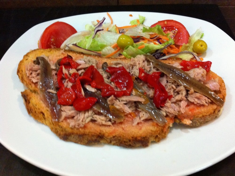 Bar Restaurant Candy — Comida y bebida
