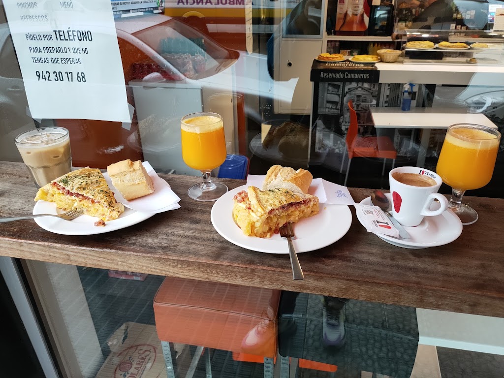 Cafeteria Avenida Candina — Cafe