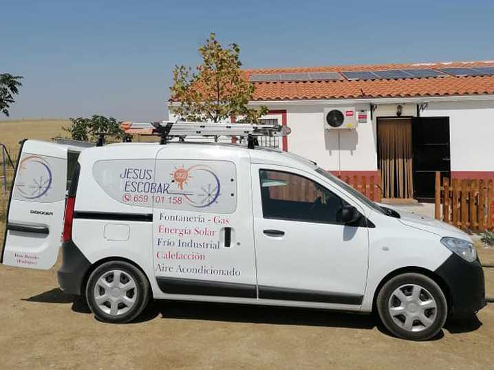 Jesus Escobar Instalaciones