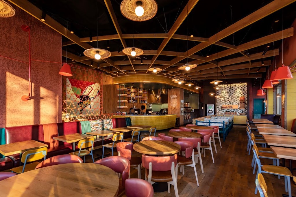 Nando's PERi-PERi in North Vancouver