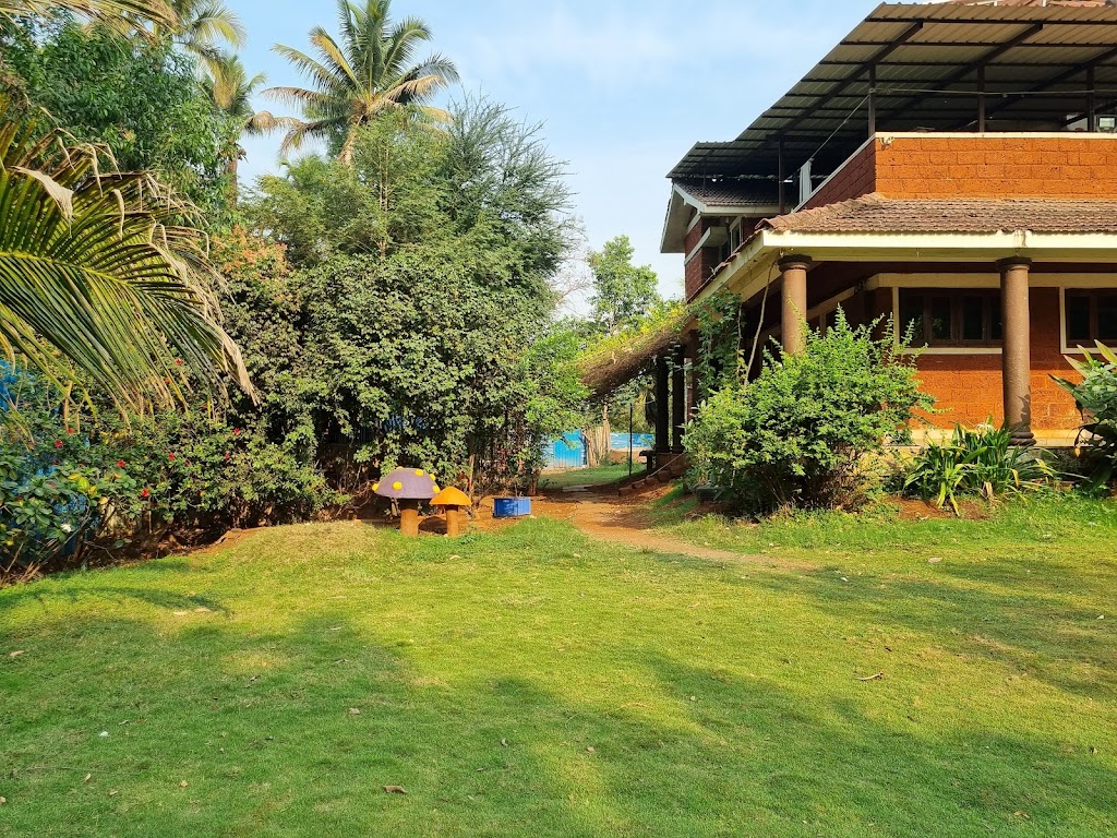 Hotel And Resort Patlacha Wada