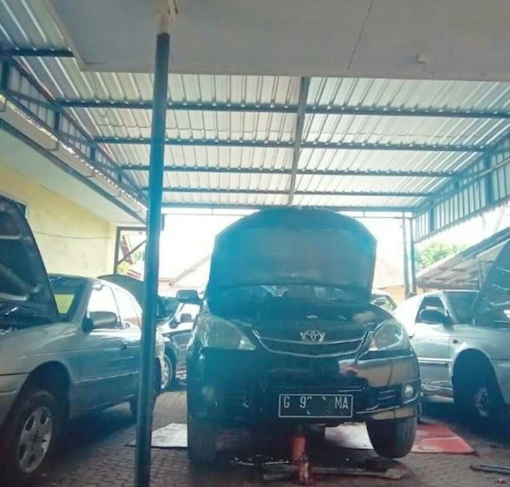 Bengkel Mobil "AMAT PUTRA" (A. FATOBRIN)