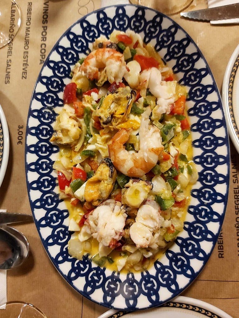 Taberna Eligio — Comida y bebida
