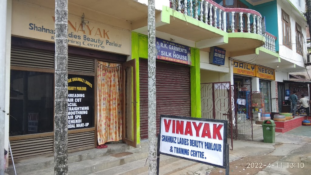 Vinayak Shahnaz Ladies Beauty Parlour