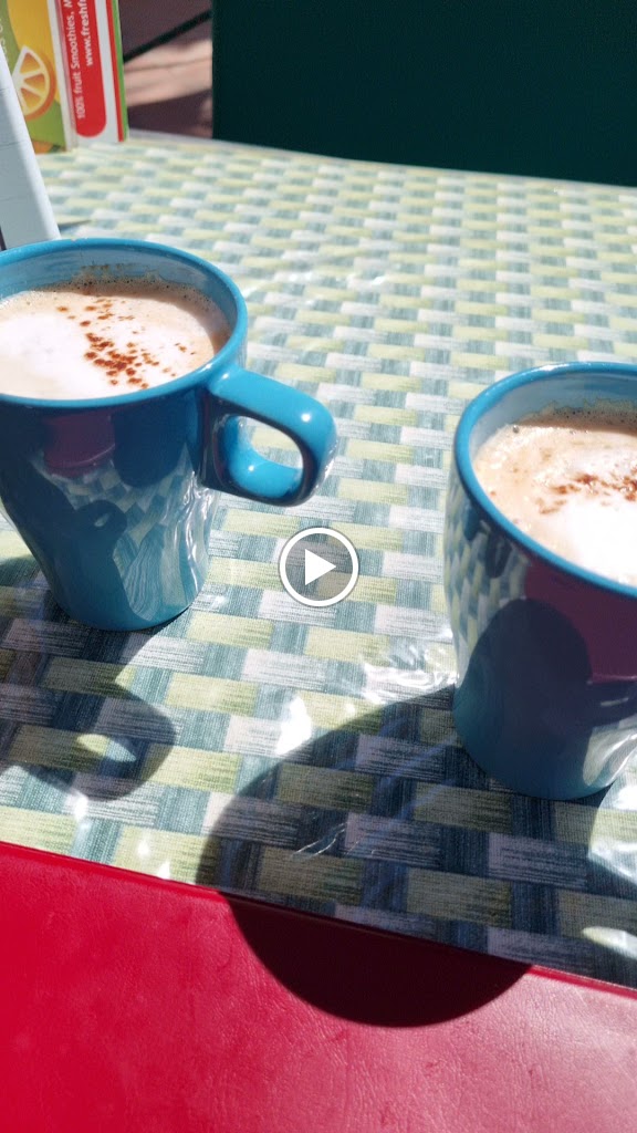 The Wigan Bar La Isla — Videos
