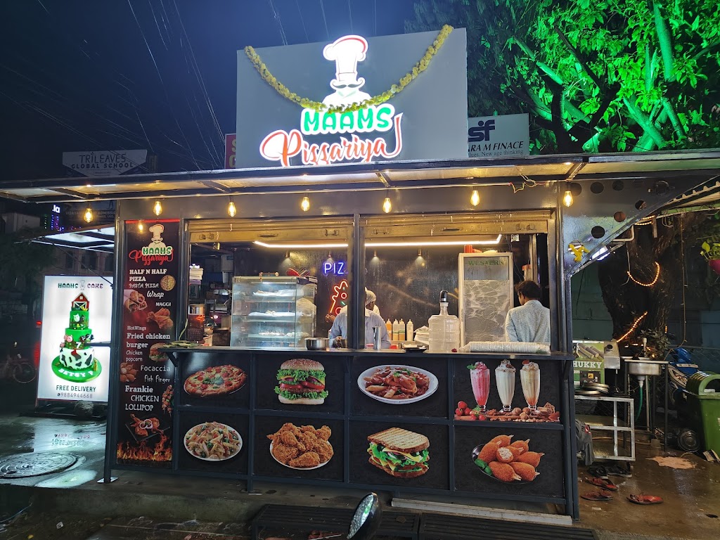 Maams Pizzariya